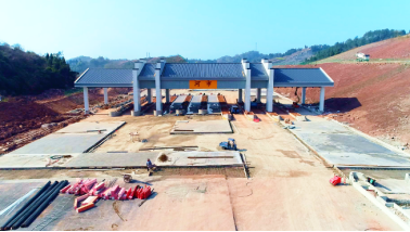 營達高速公路收費站建設使用鋼板吊鉗