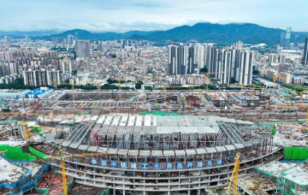 廣州白云火車站開始鋼結構拼接作業